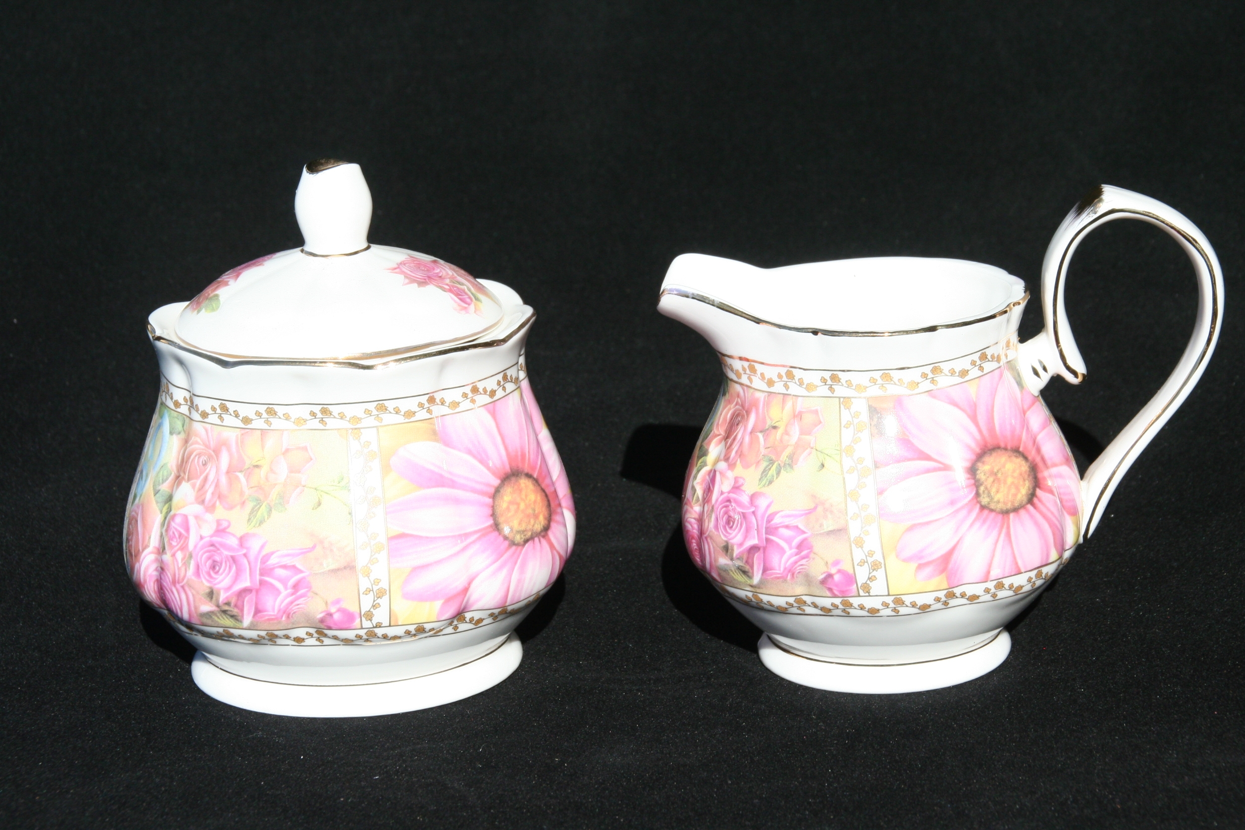 Belle Fleur Sugar & Creamer Set